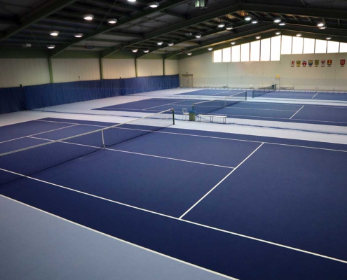 Tennishalle Gut Buschhof mit Teppichboden, Ansicht 1