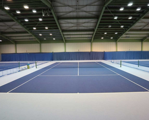 Tennishalle Gut Buschhof mit Teppichboden, Ansicht 3